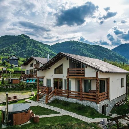 Green Hill Resort Zărneşti Zewnętrze zdjęcie